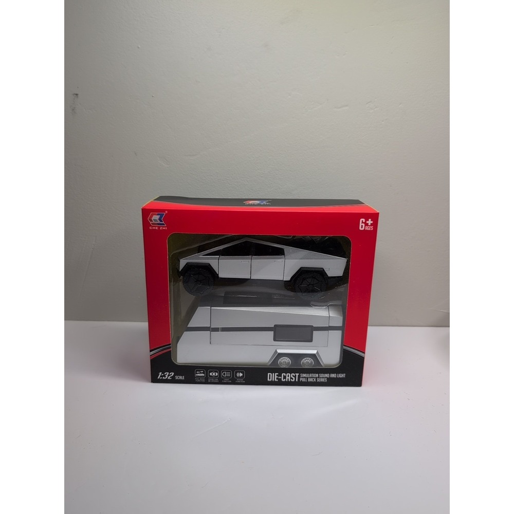 Tesla Cybertruck 1:32 Scale Die-Cast Model Sound & Light with RV Camper Trailer